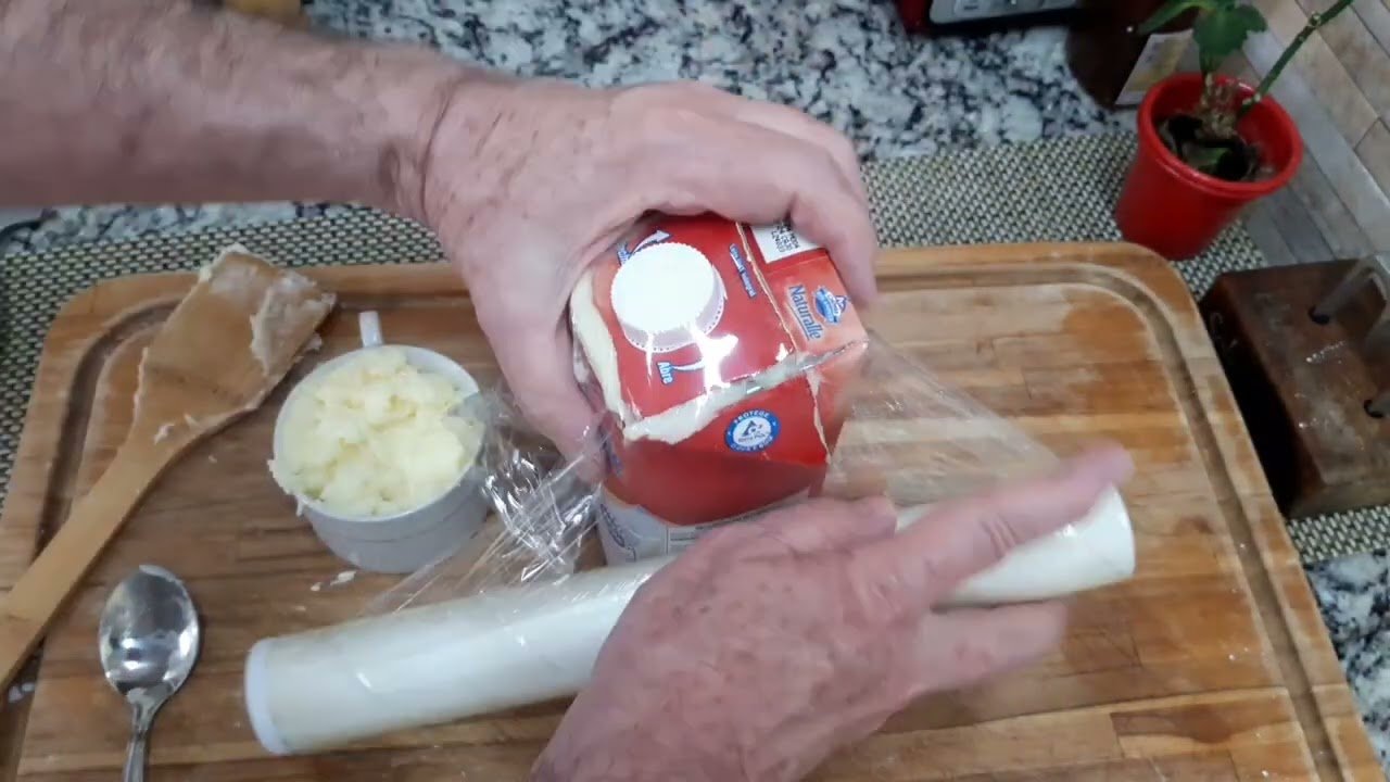 Queijo Mussarela tá caro? Se liga nessa receita fácil.