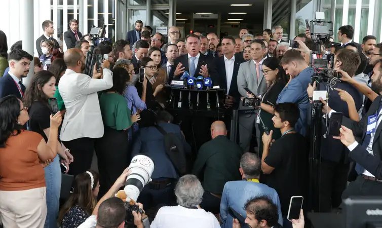 Brasília (DF), 26/03/2025  - Ex-presidente Jair Bolsonaro durante declaração a imprensa após virar Réu no STF. Foto: Lula Marques/Agência Brasil