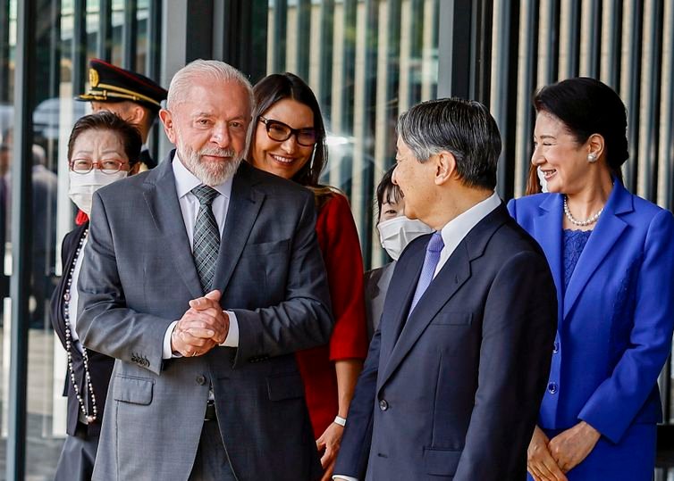 Presidente da República, Luiz Inácio Lula da Silva, durante cerimônia de boas-vindas.
Palácio Imperial do Japão.

Foto: Ricardo Stuckert / PR