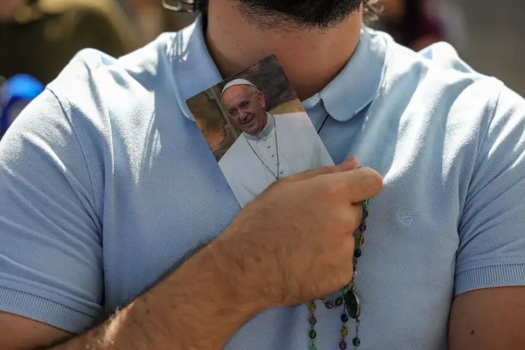 Fabio Rodrigues-Pozzebom/ Agência Brasil Brasília (DF) 21/04/2025 O arcebispo de Brasília, Cardeal Dom Paulo César, celebra missa pelo aniversário de 65 anos de Brasília e em sufrágio ao Papa Francisco. Foto: Fabio Rodrigues-Pozzebom/ Agência Brasil