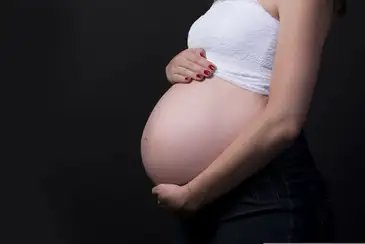 Foto de gestante - Mulher em gestação. Foto: Fotorech/Pixabay