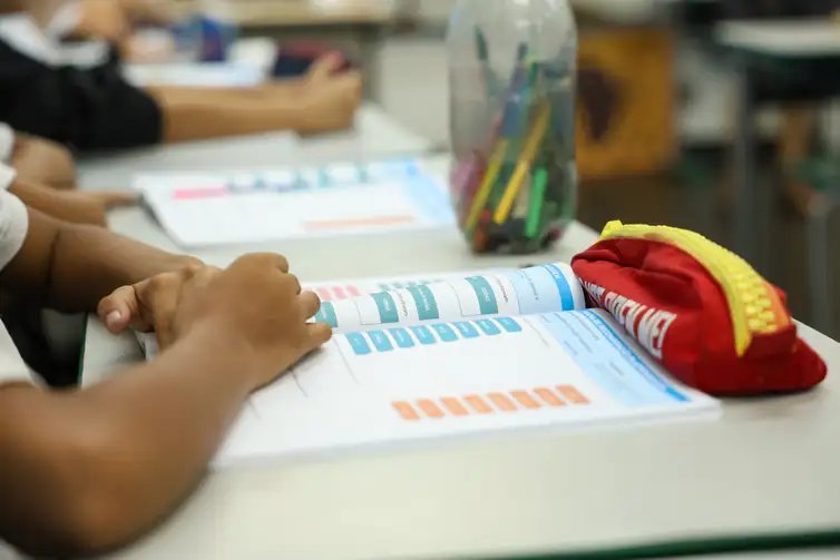 Tomaz Silva/Agência Brasil Rio de Janeiro (RJ), 04/06/2025 – Alunos em sala de aula no Centro Integrado de Educação Pública (CIEP) 001, no Catete, na zona sul da capital fluminense. Foto: Tomaz Silva/Agência Brasil