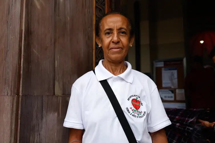 Rio de Janeiro (RJ), 20/01/2026 - Maria de Jesus Pereira, comparece à missa para São Sebastião, padroeiro da cidade do Rio de Janeiro, presidida pelo cardeal Dom Orani Tempesta, arcebispo do Rio, no Santuário Basílica de São Sebastião, na Tijuca, zona norte da cidade.  Foto: Tânia Rêgo/Agência Brasil