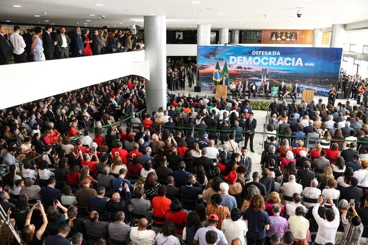 Marcelo Camargo/Agência Brasil Brasília (DF), 08/01/2026 - O presidente Luiz Inácio Lula da Silva participa da cerimônia relativa aos atos antidemocráticos de 8 de janeiro e assina veto integral ao PL da Dosimetria. Foto: Marcelo Camargo/Agência Brasil