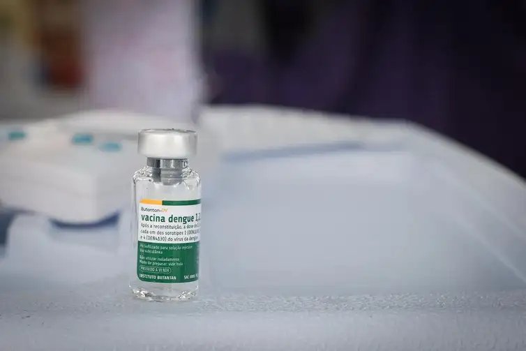 Walterson Rosa/MS Botucatu (SP), 18/01/2026 - O ministro da Saúde, Alexandre Padilha, iniciou a vacinação contra a dengue com a primeira vacina 100% nacional, de dose única, desenvolvida pelo Instituto Butantan. Foto: Walterson Rosa/MS