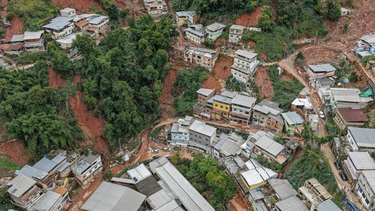 28.02.2026 - Presidente da Republica Luiz Inacio Lula da Silva durante visita a áreas afetadas pelas chuvas no município de Juiz de Fora
Juiz de Fora-MG.

Foto: Ricardo Stuckert / PR