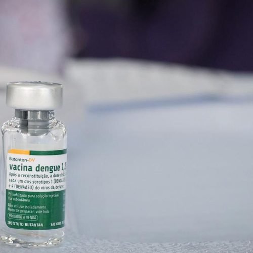 Butantan antecipa entrega de 1,3 mi de vacinas contra dengue ao SUS