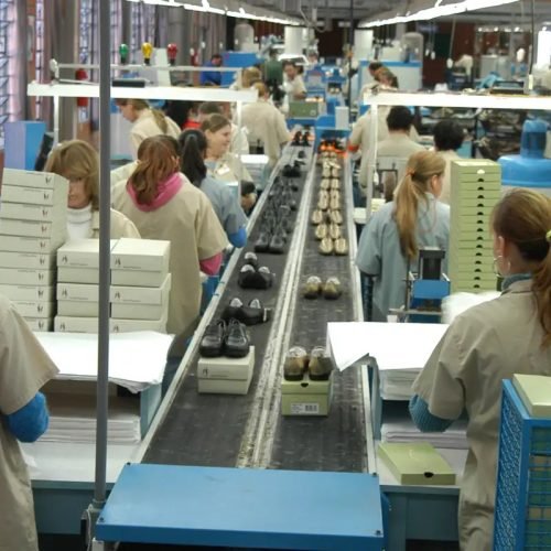 Empresas têm até este sábado para enviar dados salariais por gêneros