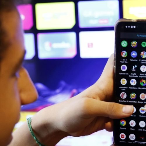 Governo derruba alta de imposto para smartphones e eletrônicos