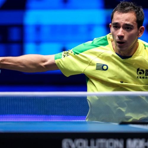 Hugo Calderano estreia com vitórias no WTT Smash de Singapura