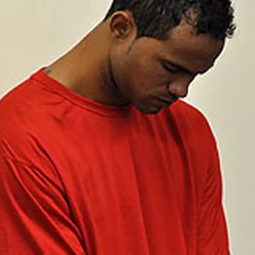 Justiça manda prender goleiro Bruno após ele descumprir condicional