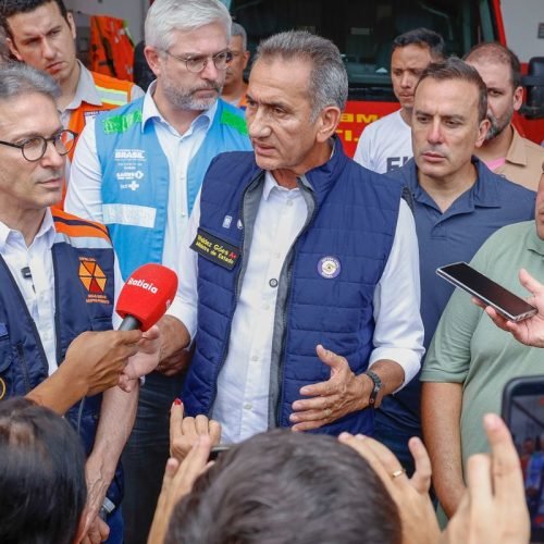 Minas Gerais: prioridade é resgate e auxílio a vítimas, diz ministro