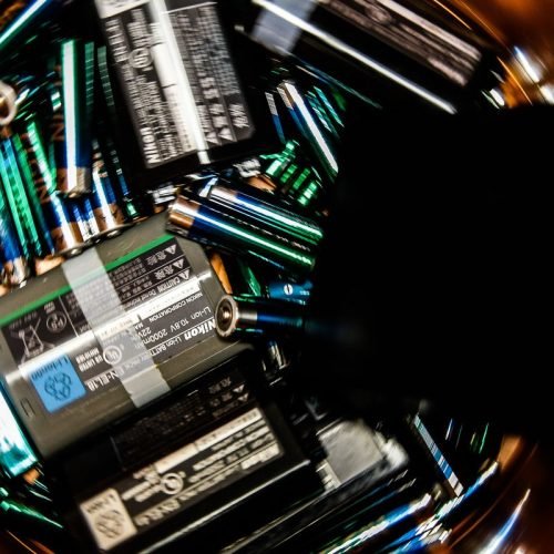 Pesquisadores da UFF desenvolvem bateria mais sustentável